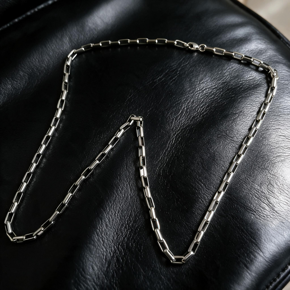 VLKRY - Pure Titanium Jewelry Brisk Halskette mit geometrischer Gliederkette aus poliertem, leichtem Titan