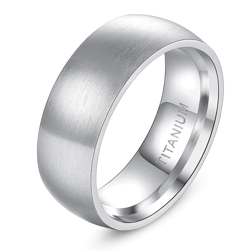 VLKRY - Pure Titanium Jewelry Ring mit gebürsteter, silberner Oberfläche und polierter Innenseite