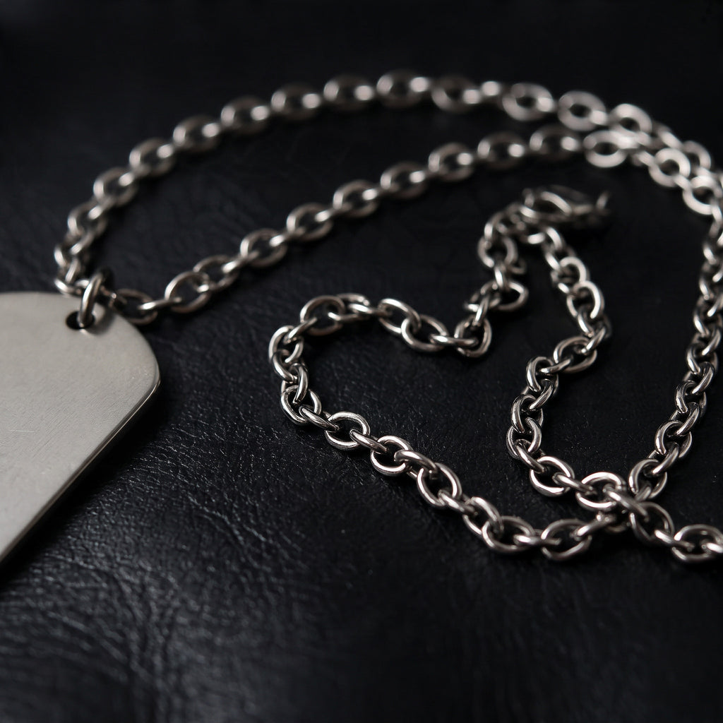 VLKRY - Pure Titanium Jewelry Valor Halskette mit militärischem Erkennungsmarken-Anhänger aus reinem Titan